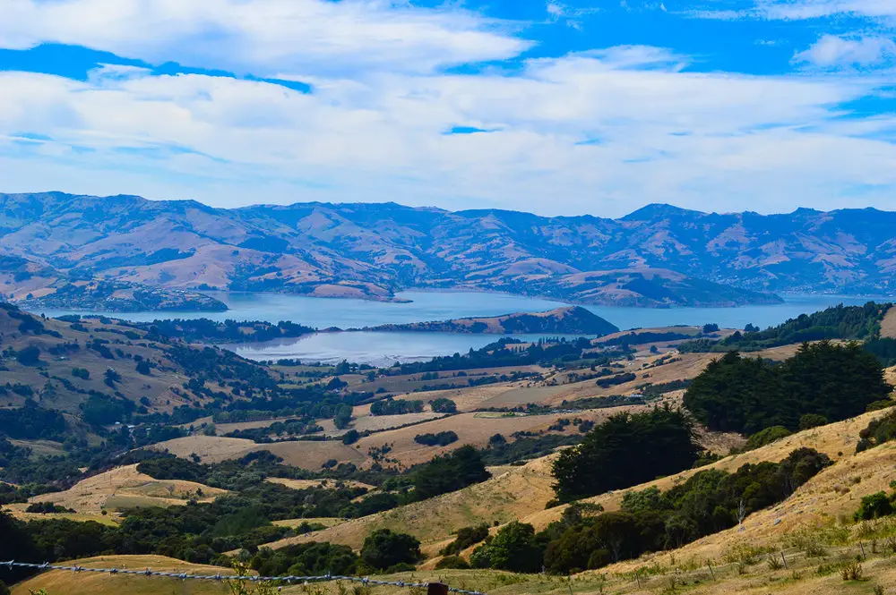 rolling hills and lake views on way to Arrowtown