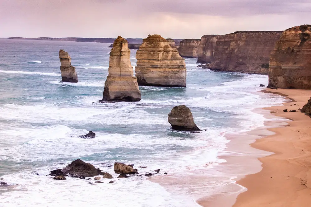 twelve apostles with pink sky