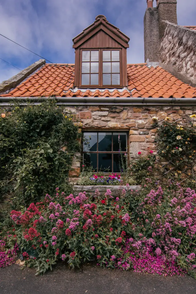 holy island cottage