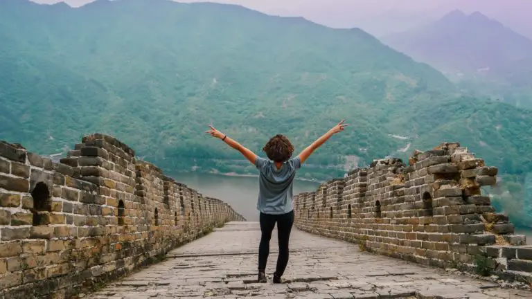 girl posing on the great wall of china