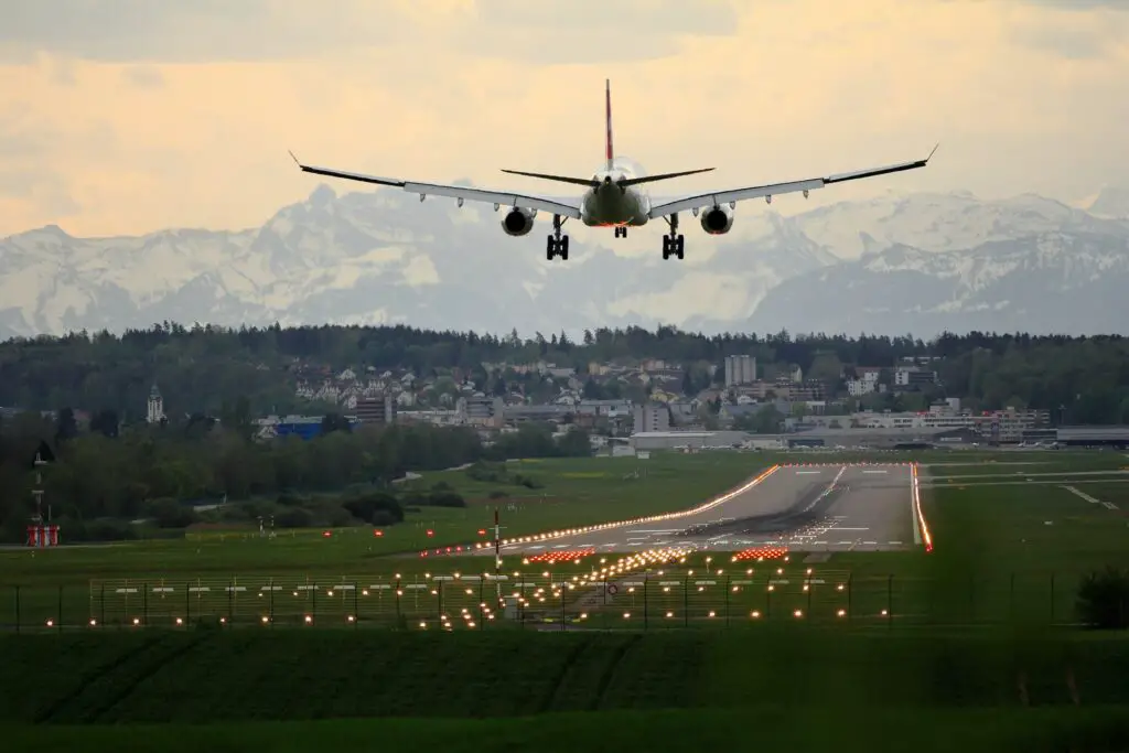 plane coming to land in Switzerland