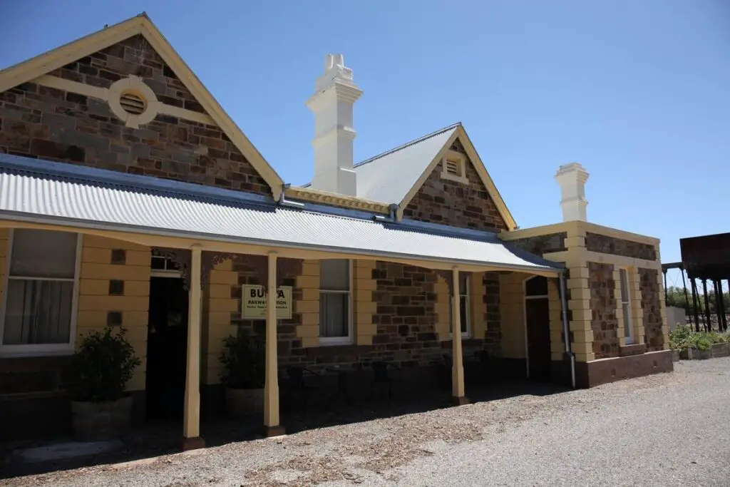 burra railway station accommodation