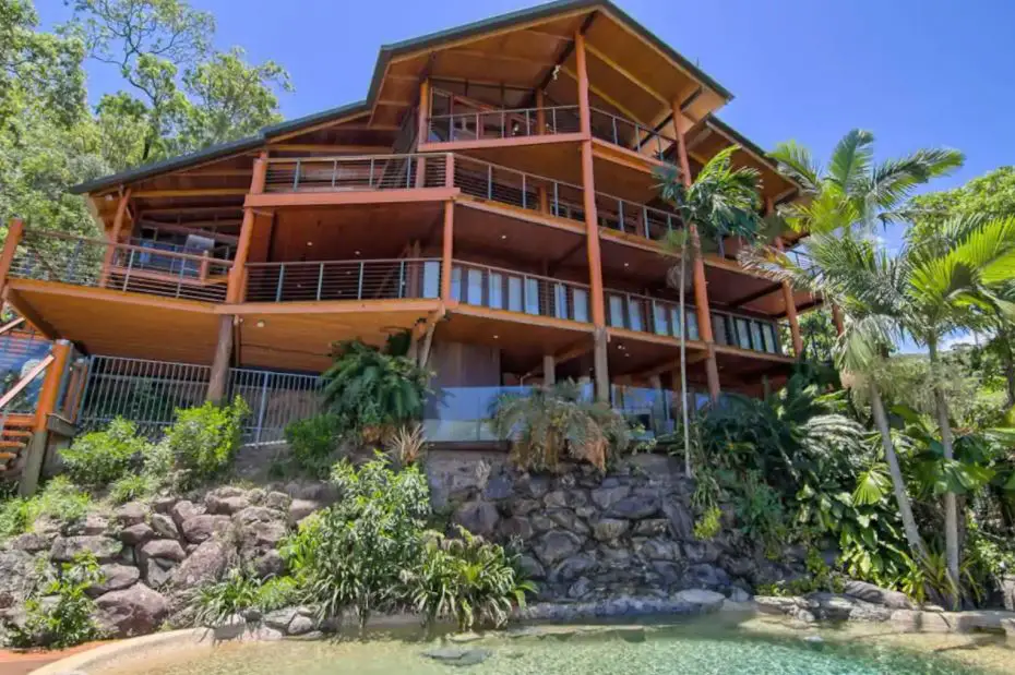 large treehouse accommodation for groups