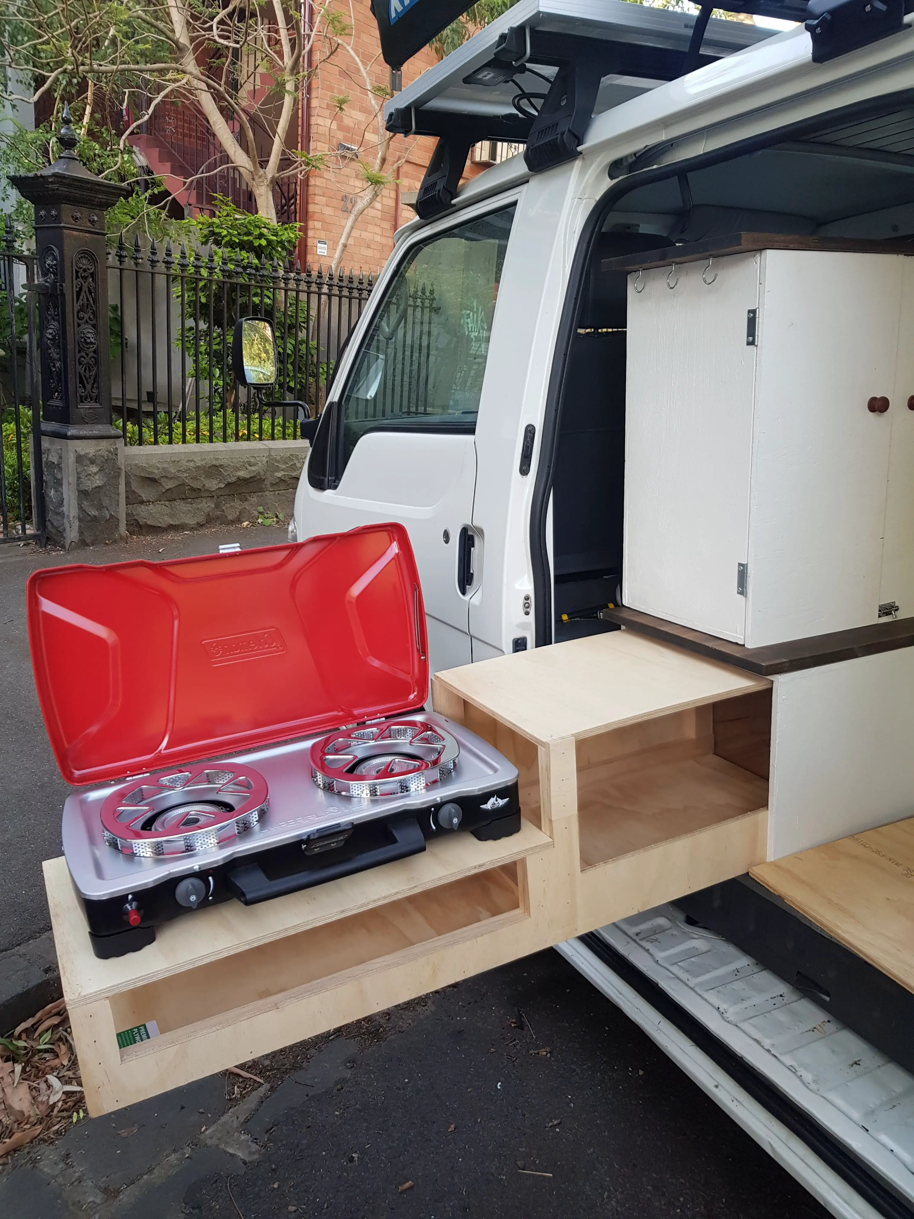 pull out stove unit in a van
