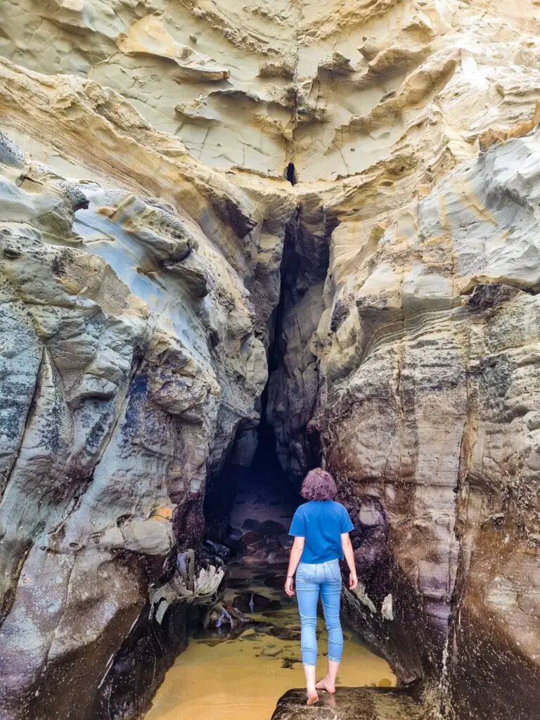 Entrance of cave 2 on The Caves Beach
